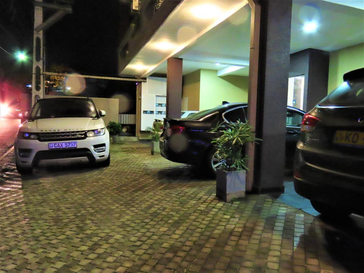Vivas Residencies Luxury Apartments Dehiwala-Mount Lavinia Eksteriør billede